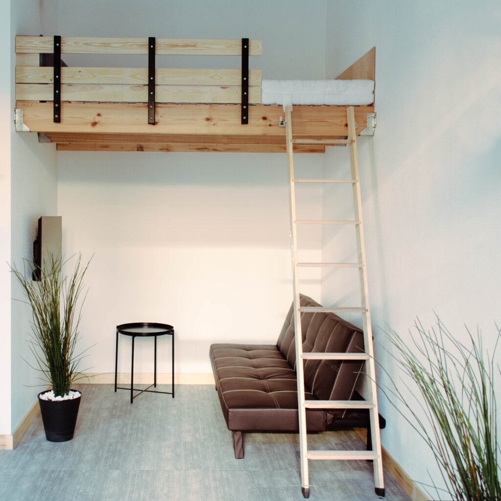 LOFT